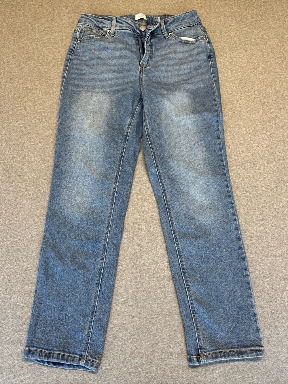 Time and Tru Women's Straight Leg Jeans in Blue Wash